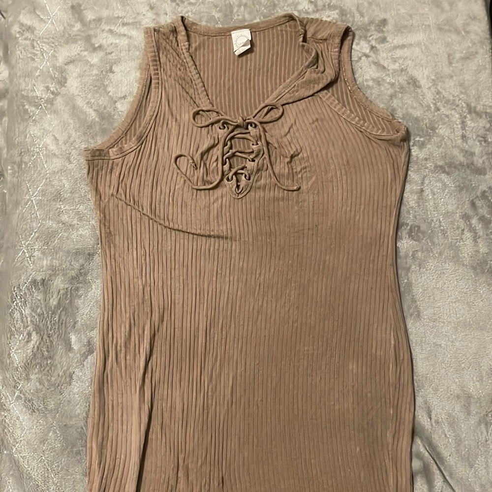 Brown sleeveless dress